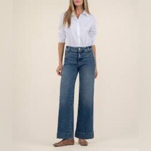 Kut From the Kloth-Meg High Rise Wide Leg Jean. Size 2